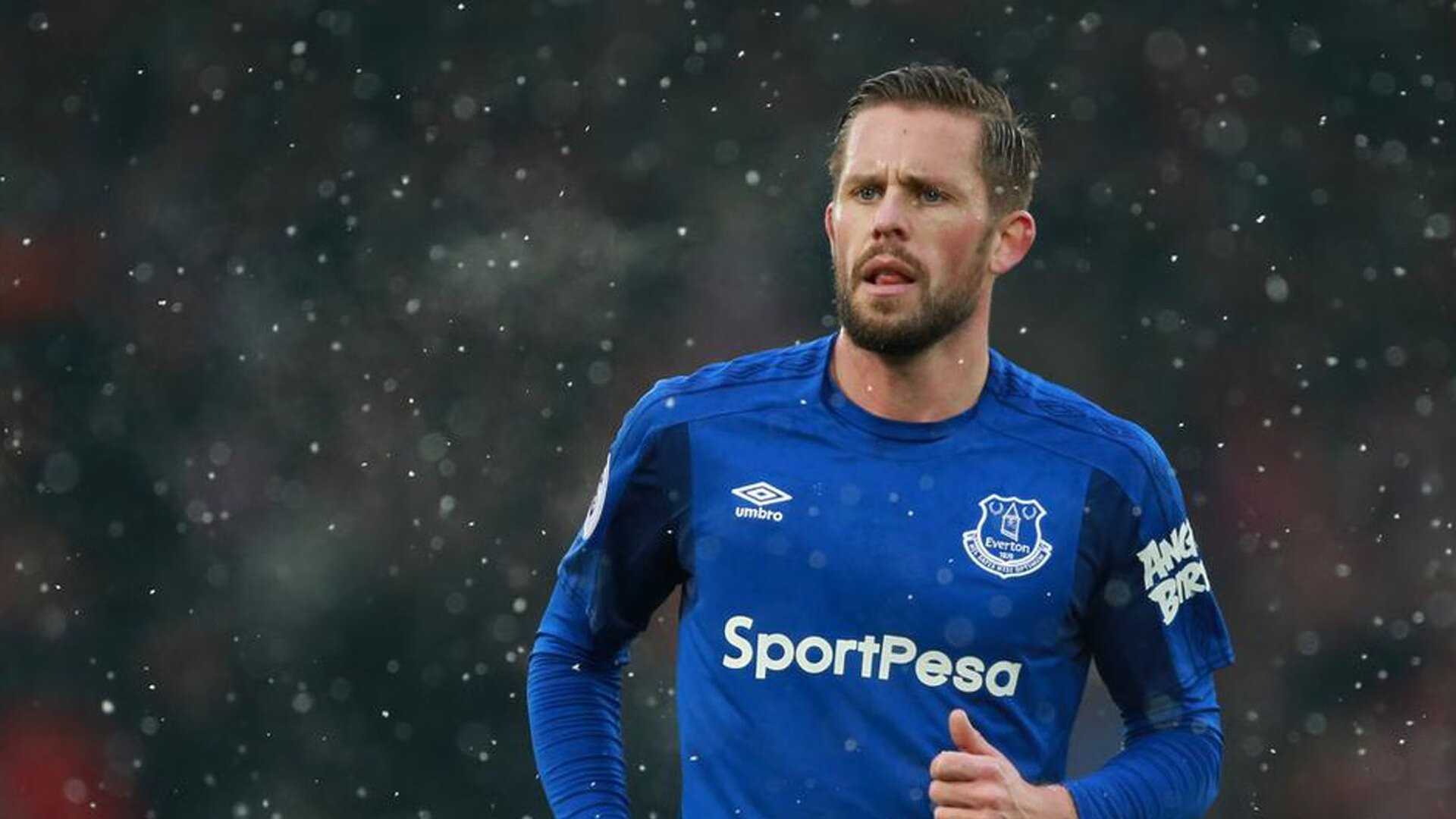 英超争冠之夜,巴尔韦德关键节点连续得分,诠释现代足球的非典型英雄